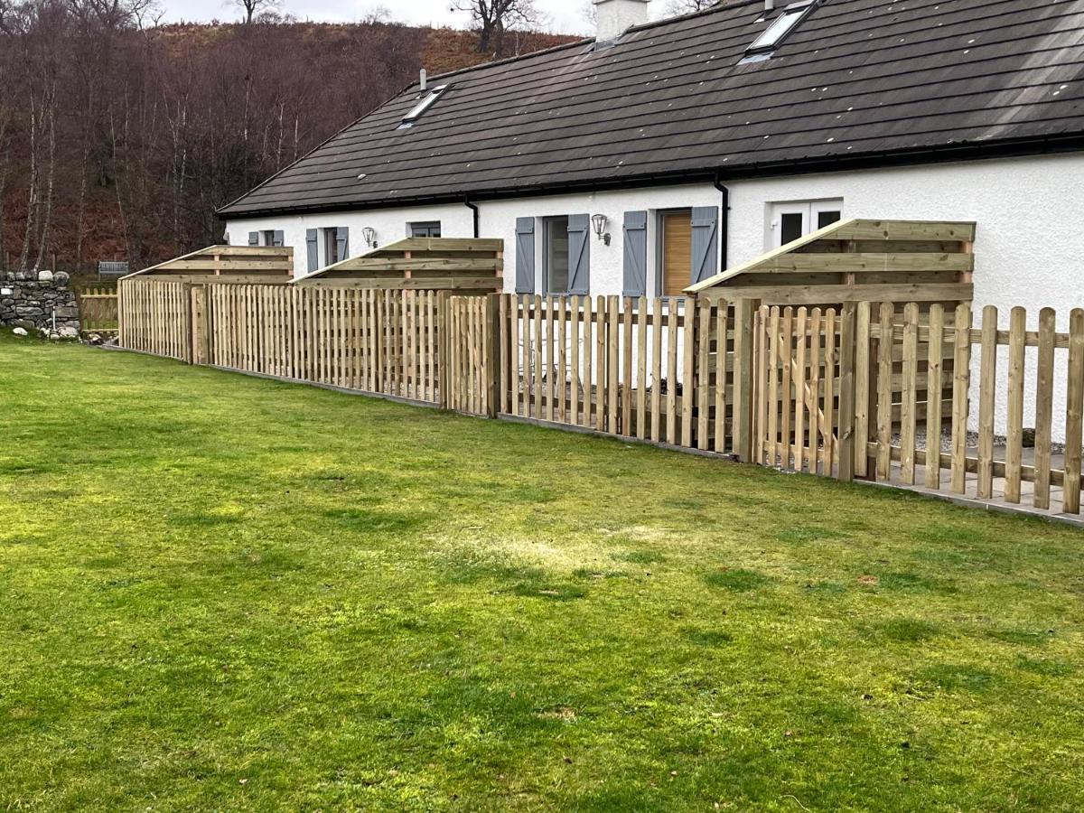 Highland Holiday Cottages ニュートンモア エクステリア 写真