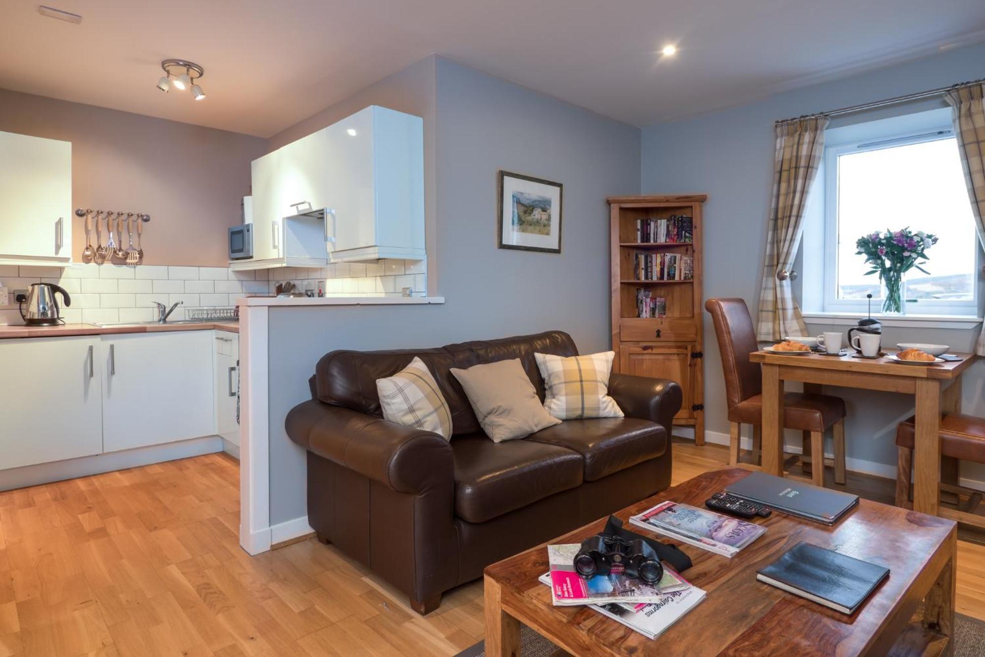 Highland Holiday Cottages ニュートンモア 部屋 写真
